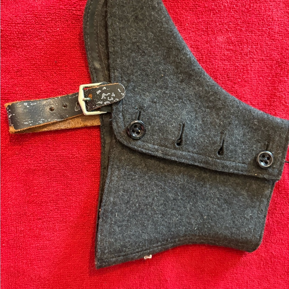 Gray Wool Buttoned Spats - Picture 4 of 5